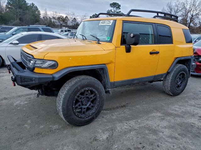  Salvage Toyota FJ Cruiser