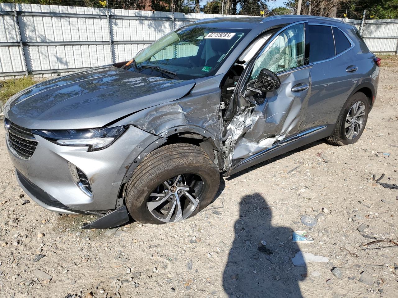 Buick Envision Essence Image 1