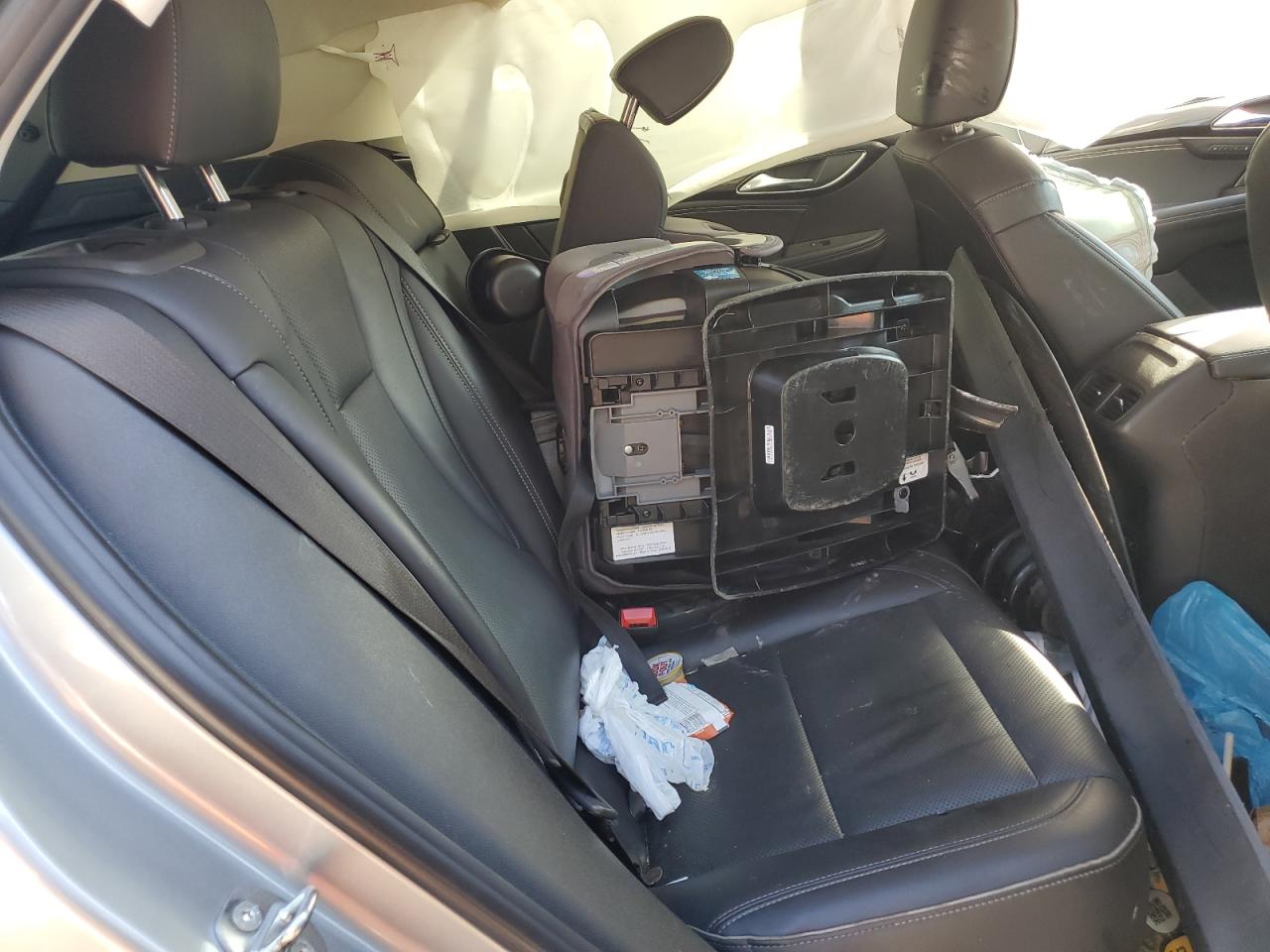 Buick Envision Essence Image 12