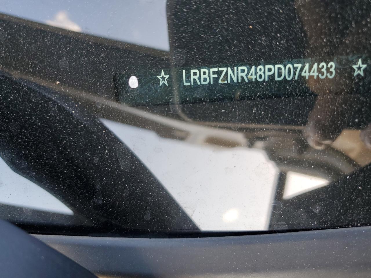 Buick Envision Essence Image 11