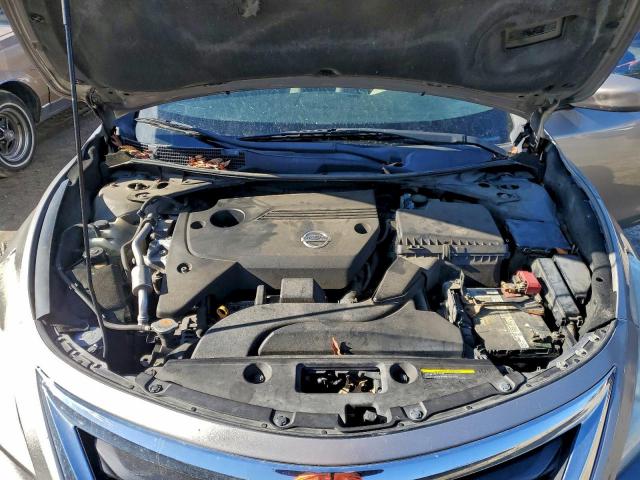 Nissan Altima 2.5 Image 10