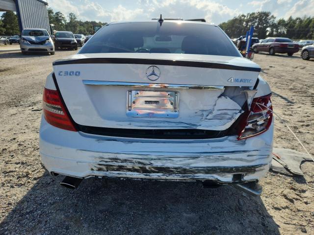 Mercedes-Benz C-Class 300 4matic Image 2