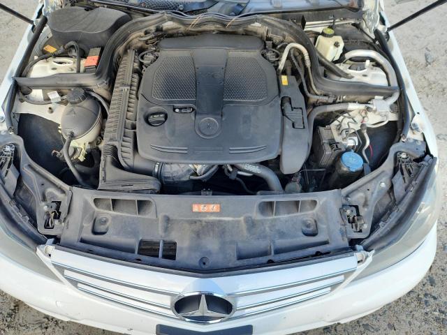 Mercedes-Benz C-Class 300 4matic Image 10