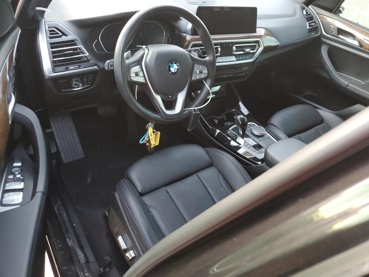 BMW X Series Xdrive30i Image 12