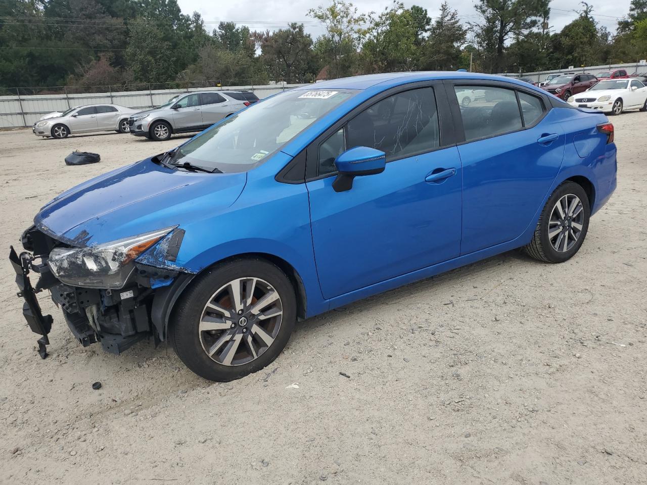 Nissan Versa Sv Image 1