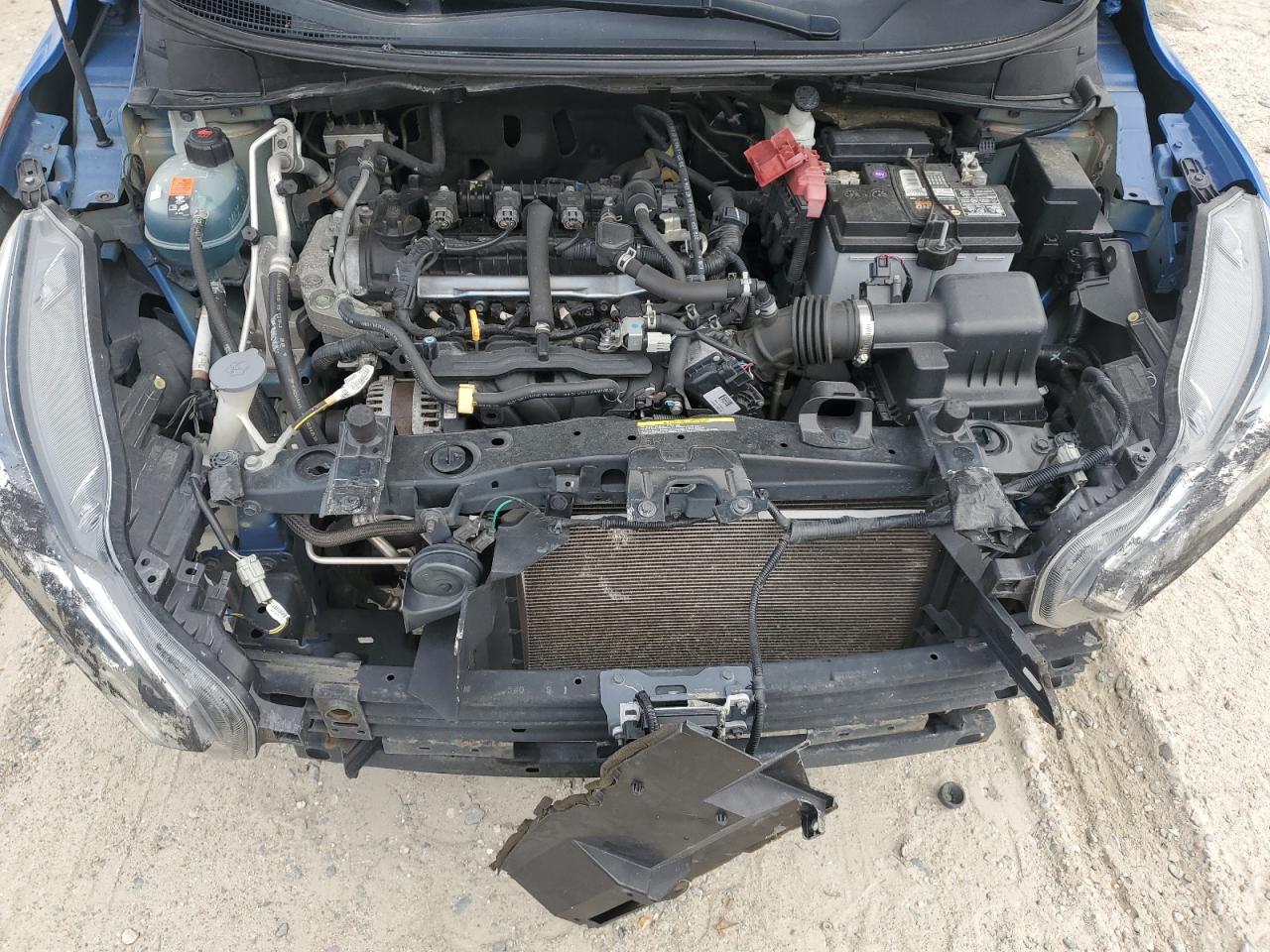 Nissan Versa Sv Image 11