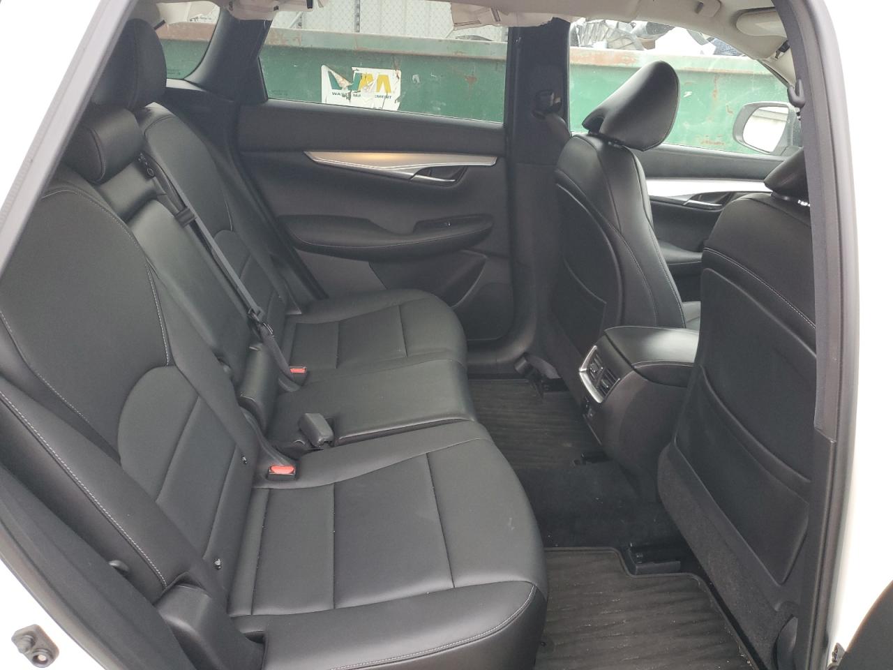 INFINITI Qx Pure Image 10