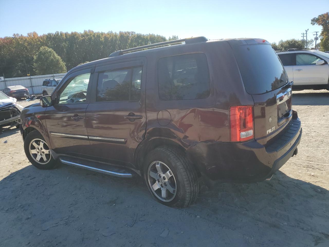Honda Pilot Touring Image 2