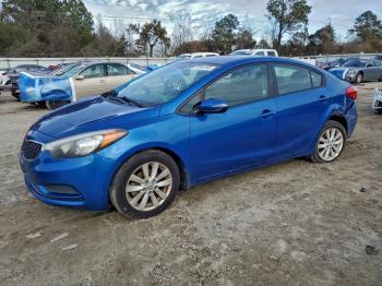  Salvage Kia Forte