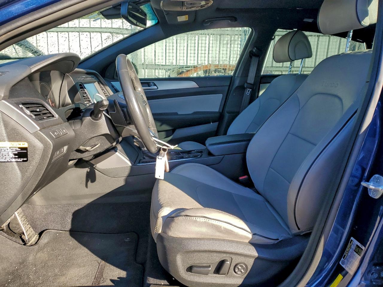 Hyundai SONATA Sport Image 6