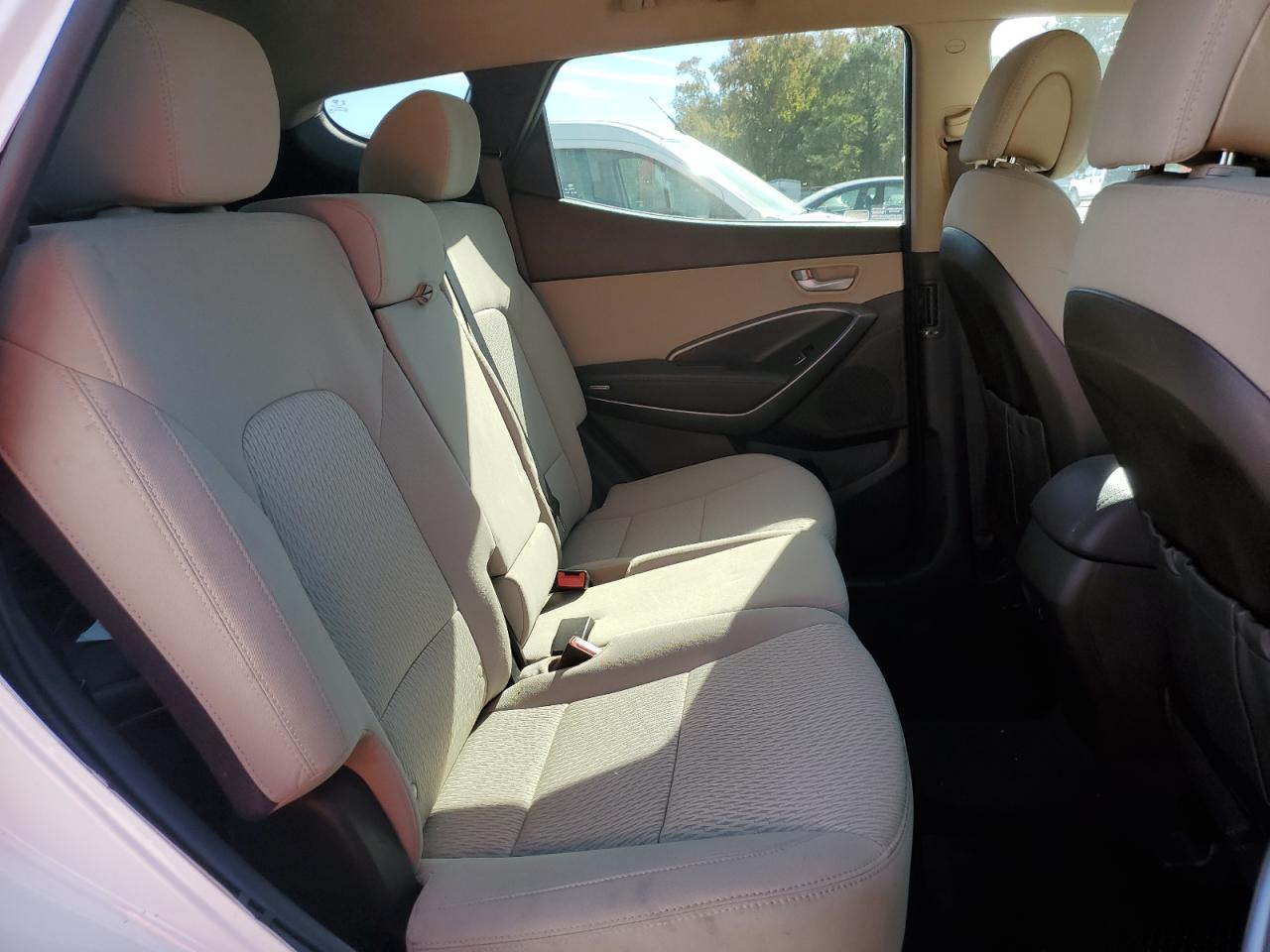 Hyundai SANTA FE Image 5