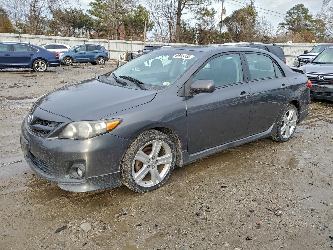 Toyota Corolla Base Image 1