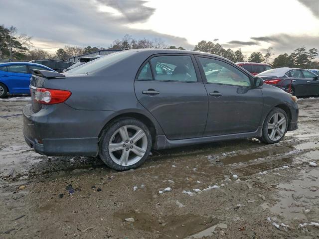 Toyota Corolla Base Image 7