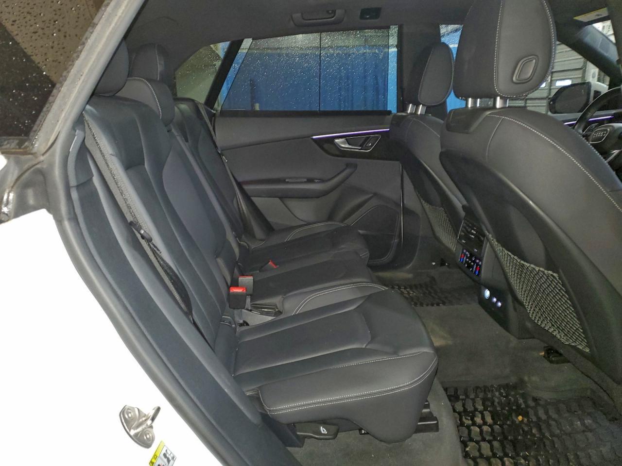 Audi Q8 Prestige Image 8