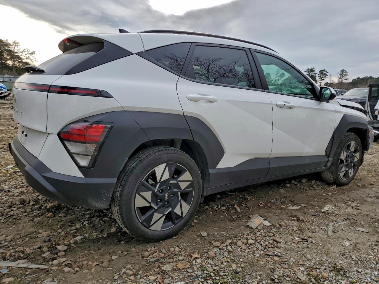 Hyundai KONA Sel Image 3
