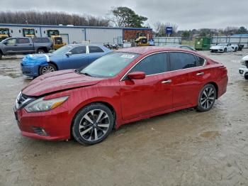  Salvage Nissan Altima