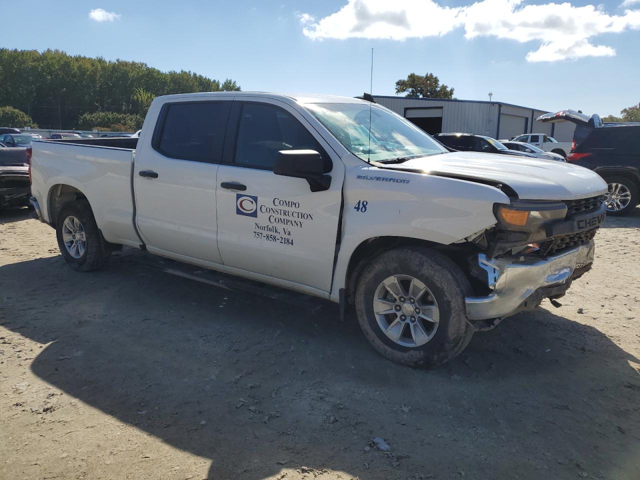 Chevrolet Silverado C1500 Image 3