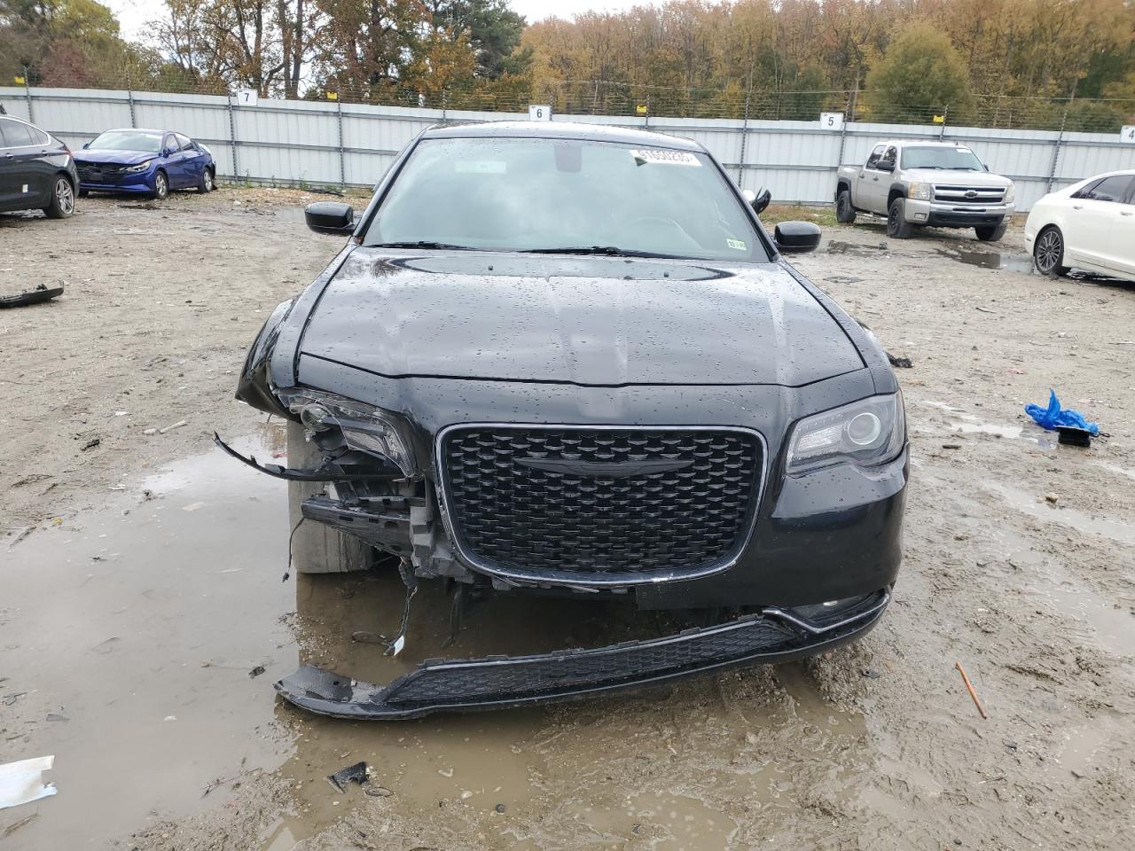Chrysler 300 S Image 9