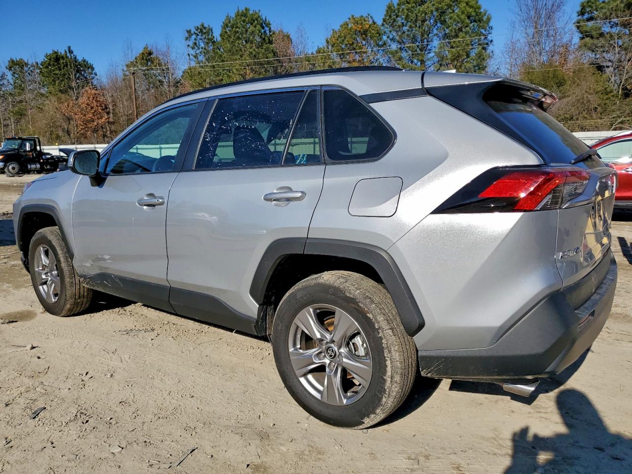 Toyota RAV4 Xle Image 6