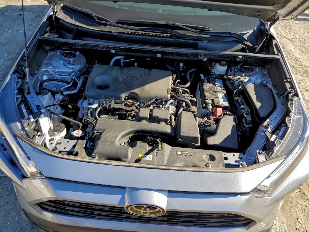 Toyota RAV4 Xle Image 12