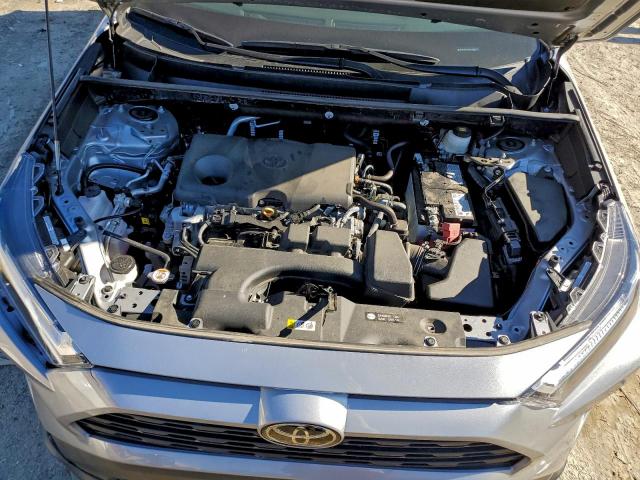 Toyota RAV4 Xle Image 12