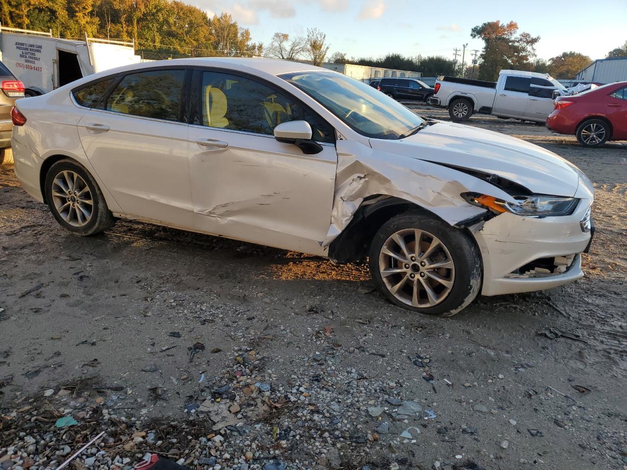 Ford Fusion Se Image 2