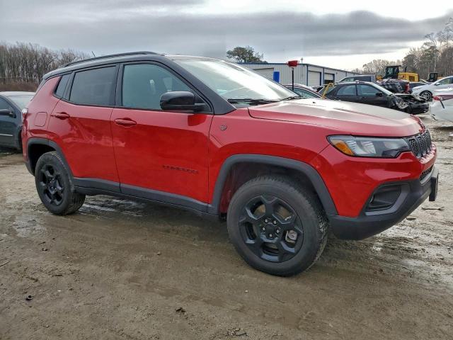 Jeep Compass Trailhawk Image 4