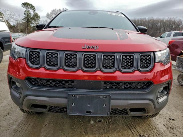 Jeep Compass Trailhawk Image 7
