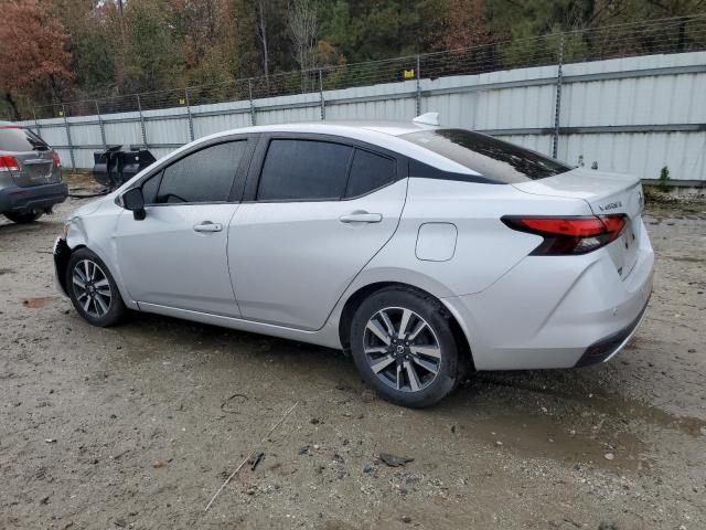 Nissan Versa Sv Image 11