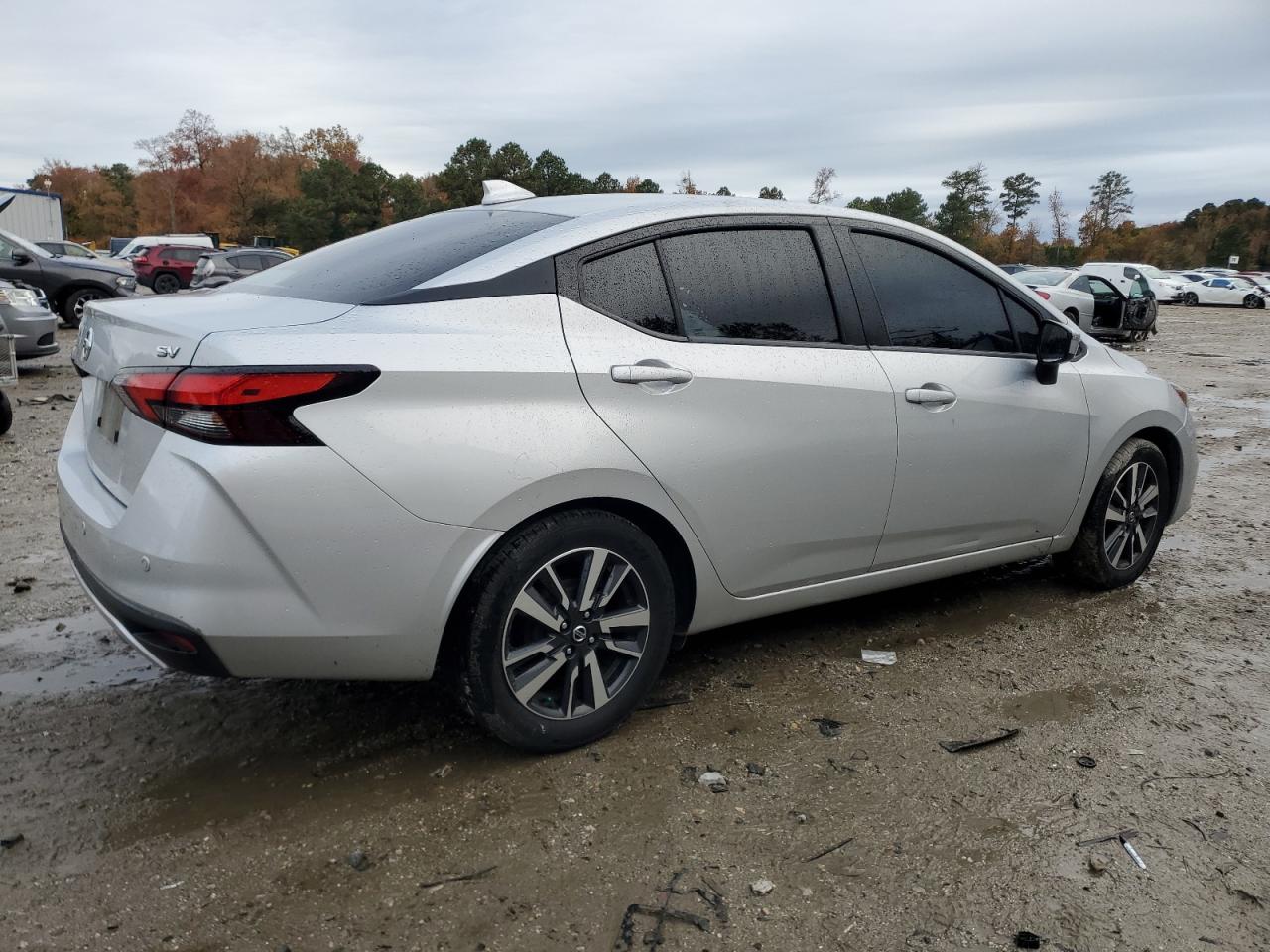 Nissan Versa Sv Image 5