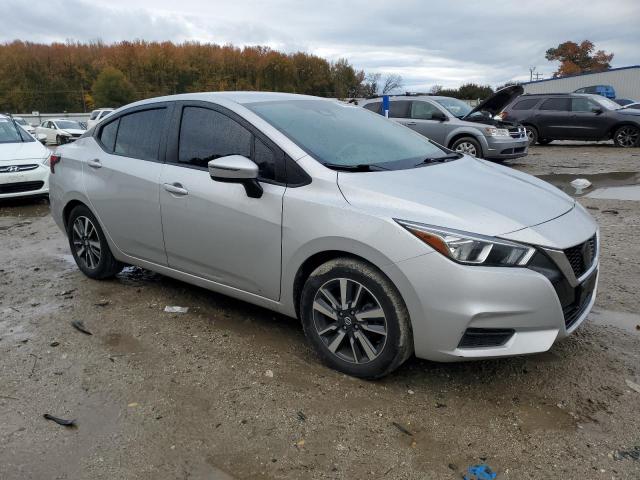 Nissan Versa Sv Image 9