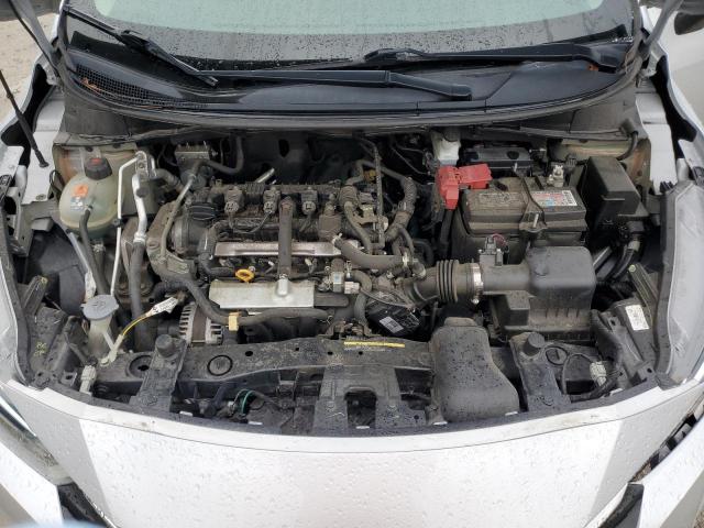 Nissan Versa Sv Image 4