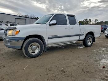  Salvage Toyota Tundra