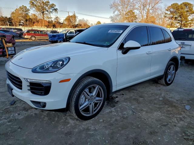  Salvage Porsche Cayenne