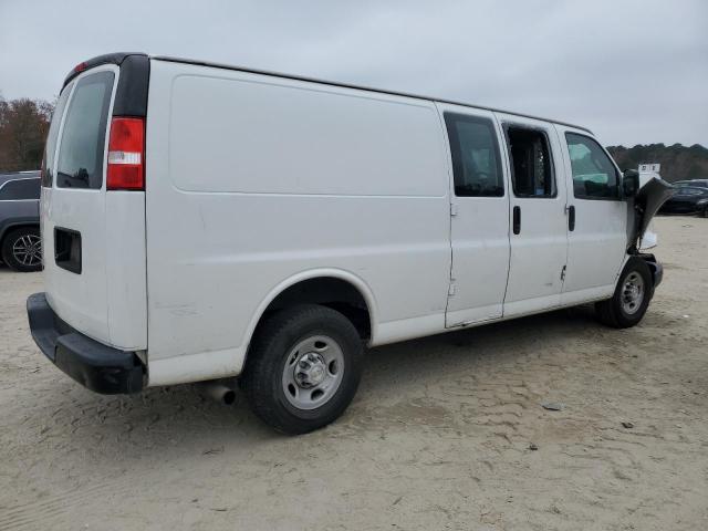 Chevrolet Express Image 3