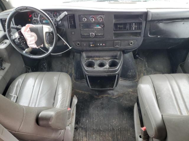 Chevrolet Express Image 12