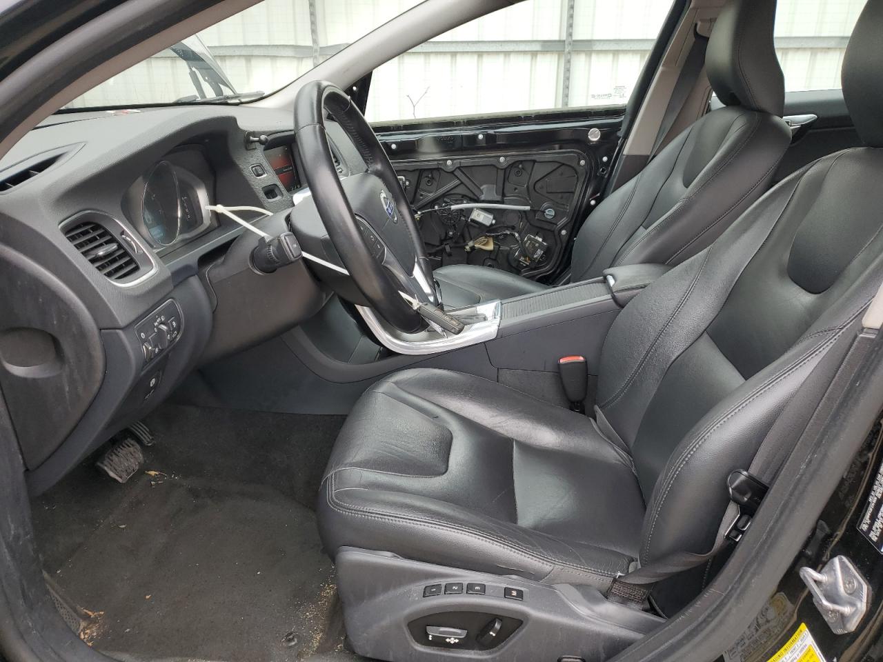 Volvo S60 Premier Image 6