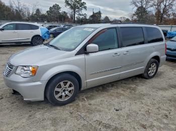  Salvage Chrysler Minivan