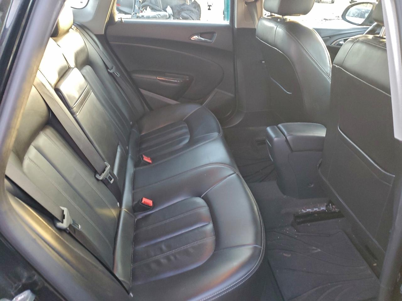 Buick Verano Image 10