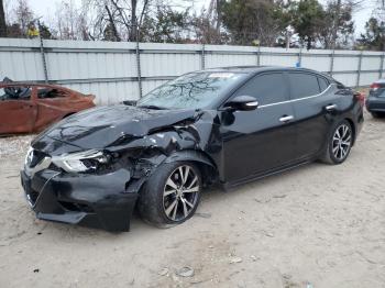 Salvage Nissan Maxima