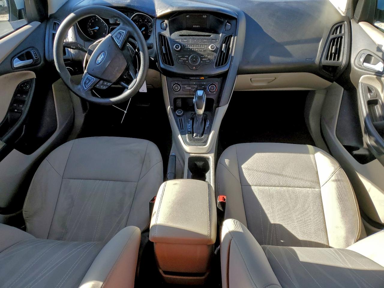 Ford Focus Se Image 9