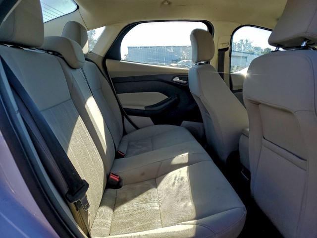 Ford Focus Se Image 12