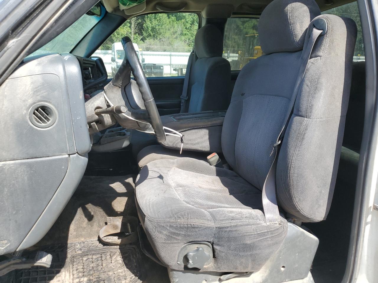 Chevrolet Silverado C1500 Image 7