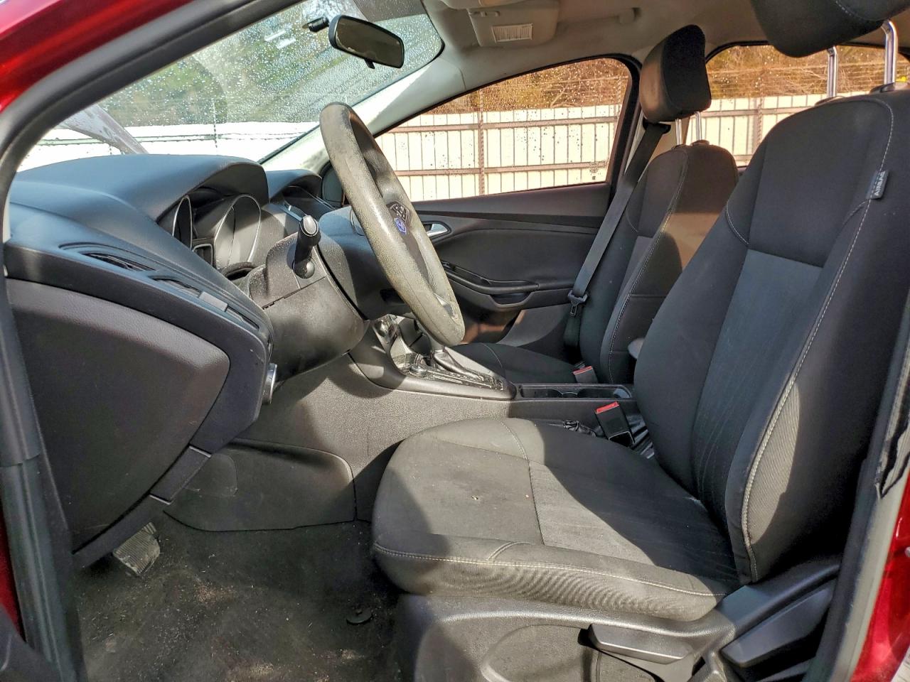 Ford Focus Se Image 13