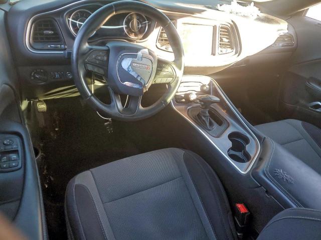 Dodge Challenger Sxt Image 9