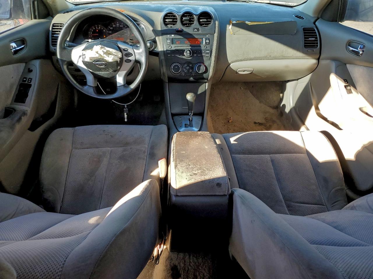 Nissan Altima 2.5 Image 11