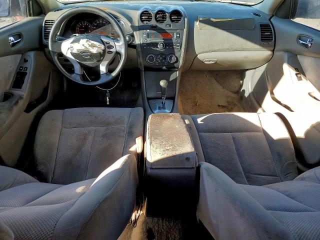 Nissan Altima 2.5 Image 11