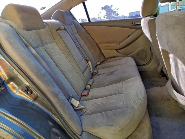 Nissan Altima 2.5 Image 8