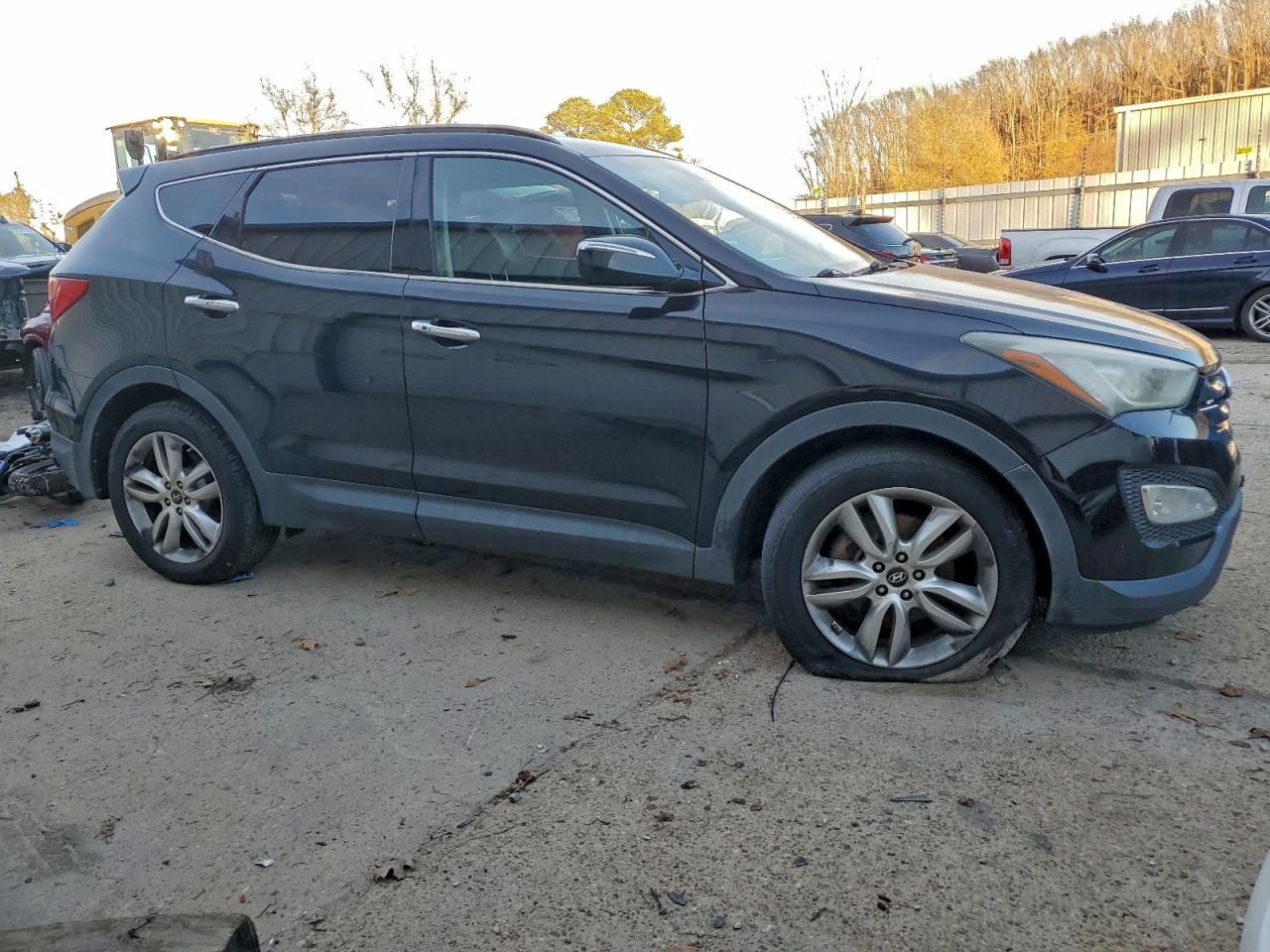Hyundai SANTA FE Image 12