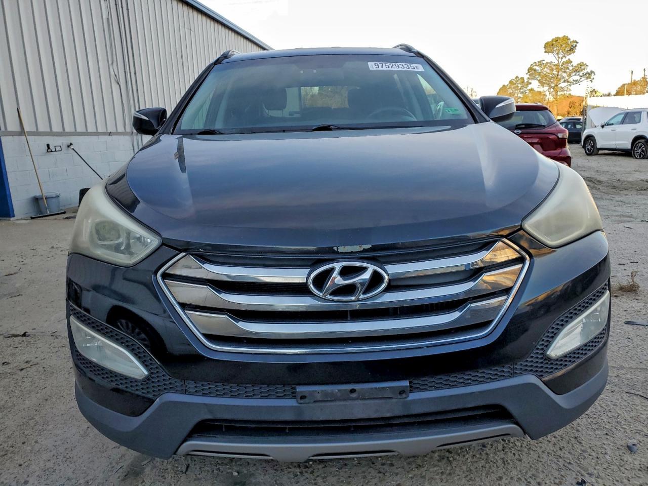 Hyundai SANTA FE Image 4